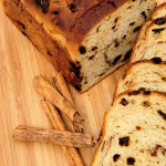 Oatmeal raisin breakfast bread